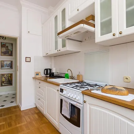 Shortstaypoland Krzywe Kolo